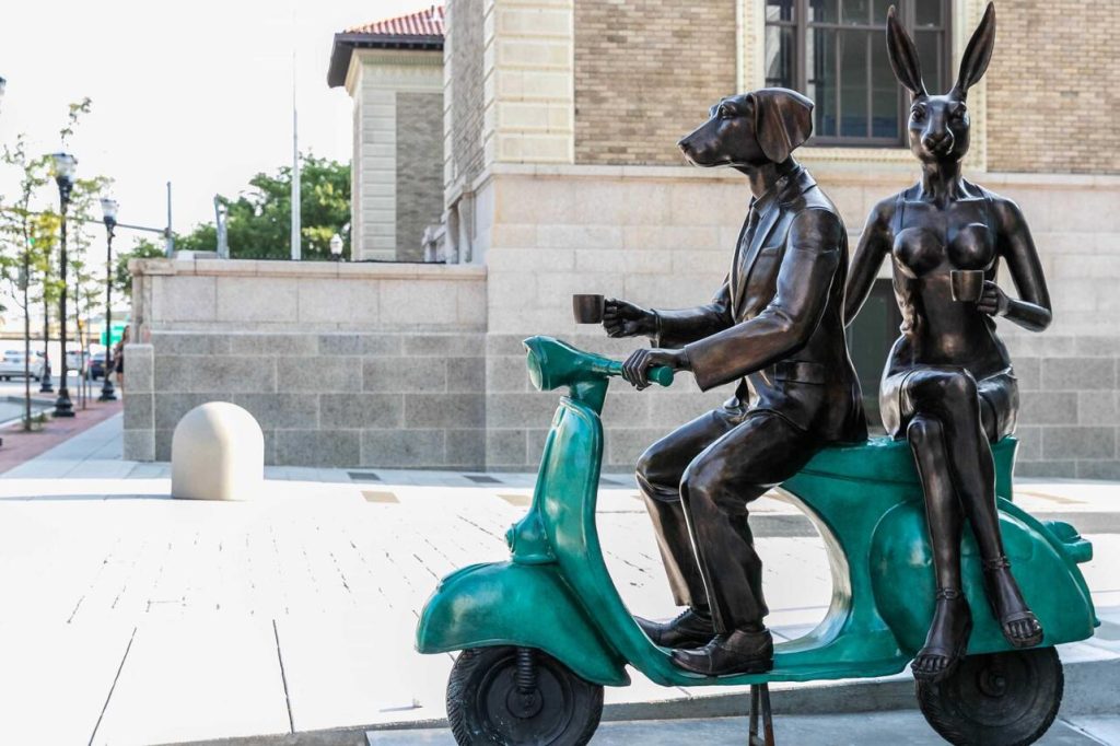 NeighborhoodCarouselImage007